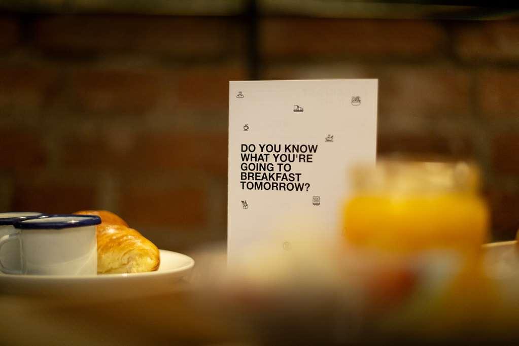 Petit Palace Chueca Madrid Ngoại thất bức ảnh