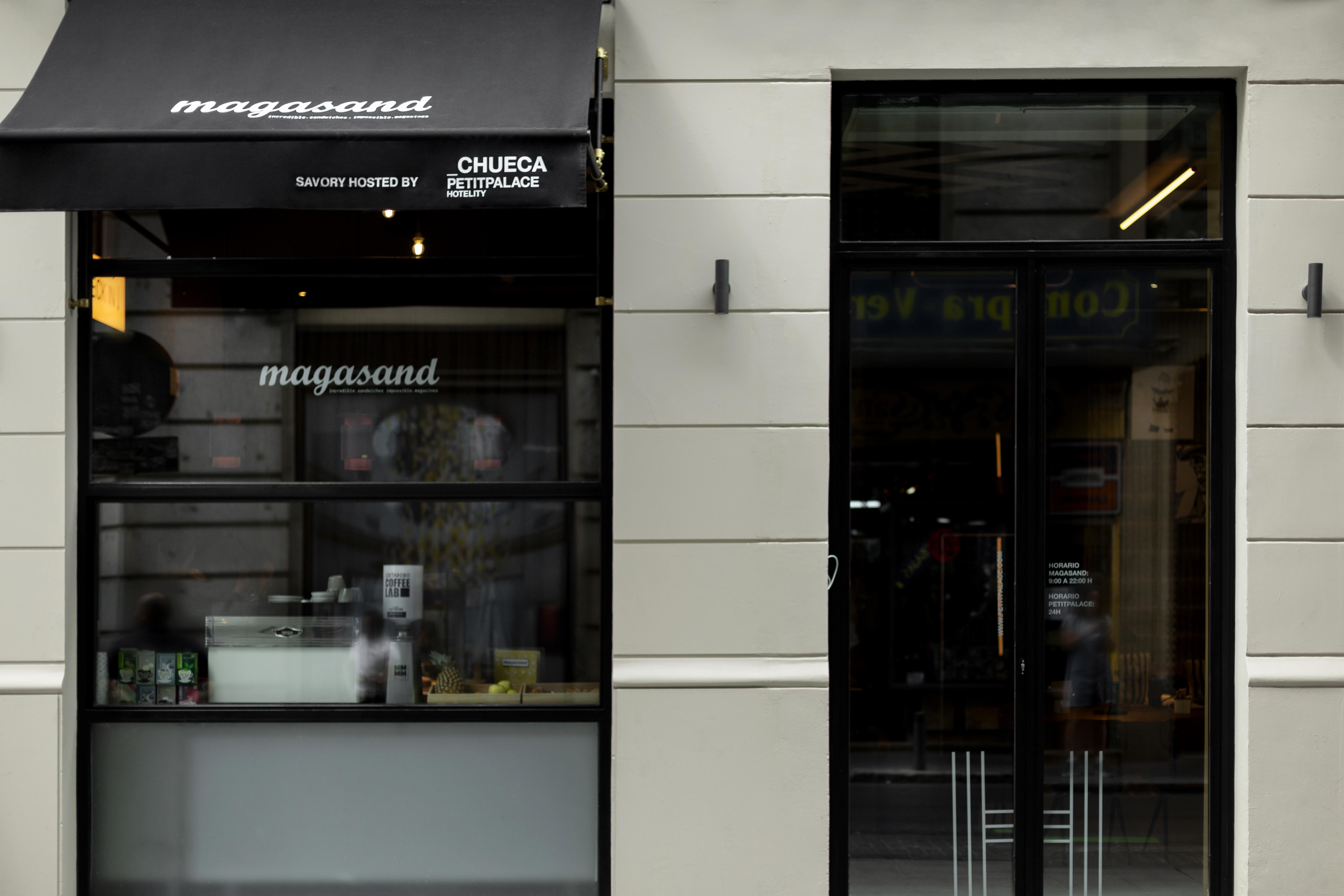 Petit Palace Chueca Madrid Ngoại thất bức ảnh