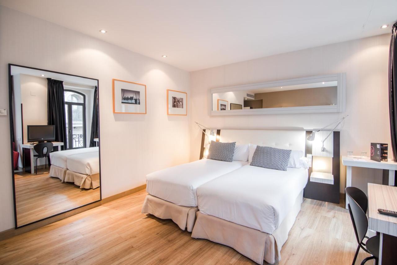Petit Palace Chueca Madrid Ngoại thất bức ảnh
