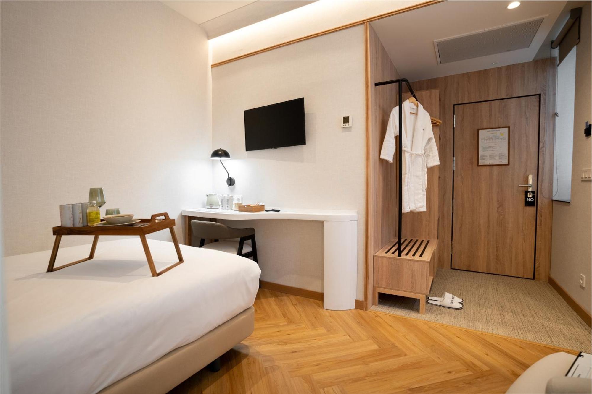 Petit Palace Chueca Madrid Ngoại thất bức ảnh