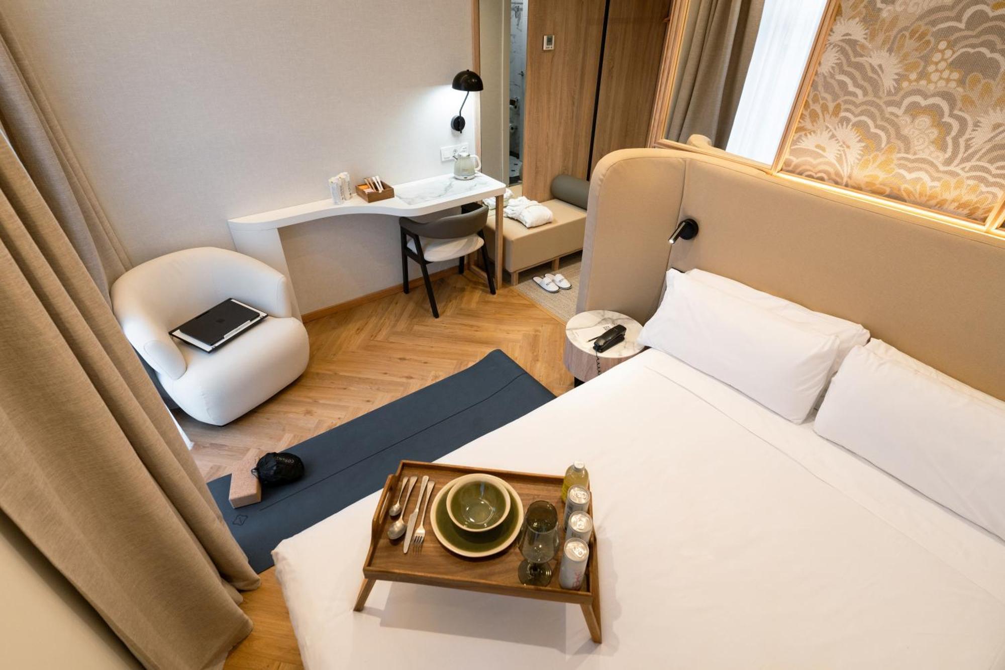 Petit Palace Chueca Madrid Ngoại thất bức ảnh