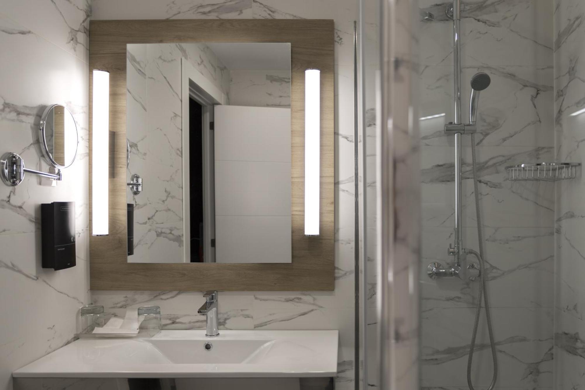 Petit Palace Chueca Madrid Ngoại thất bức ảnh