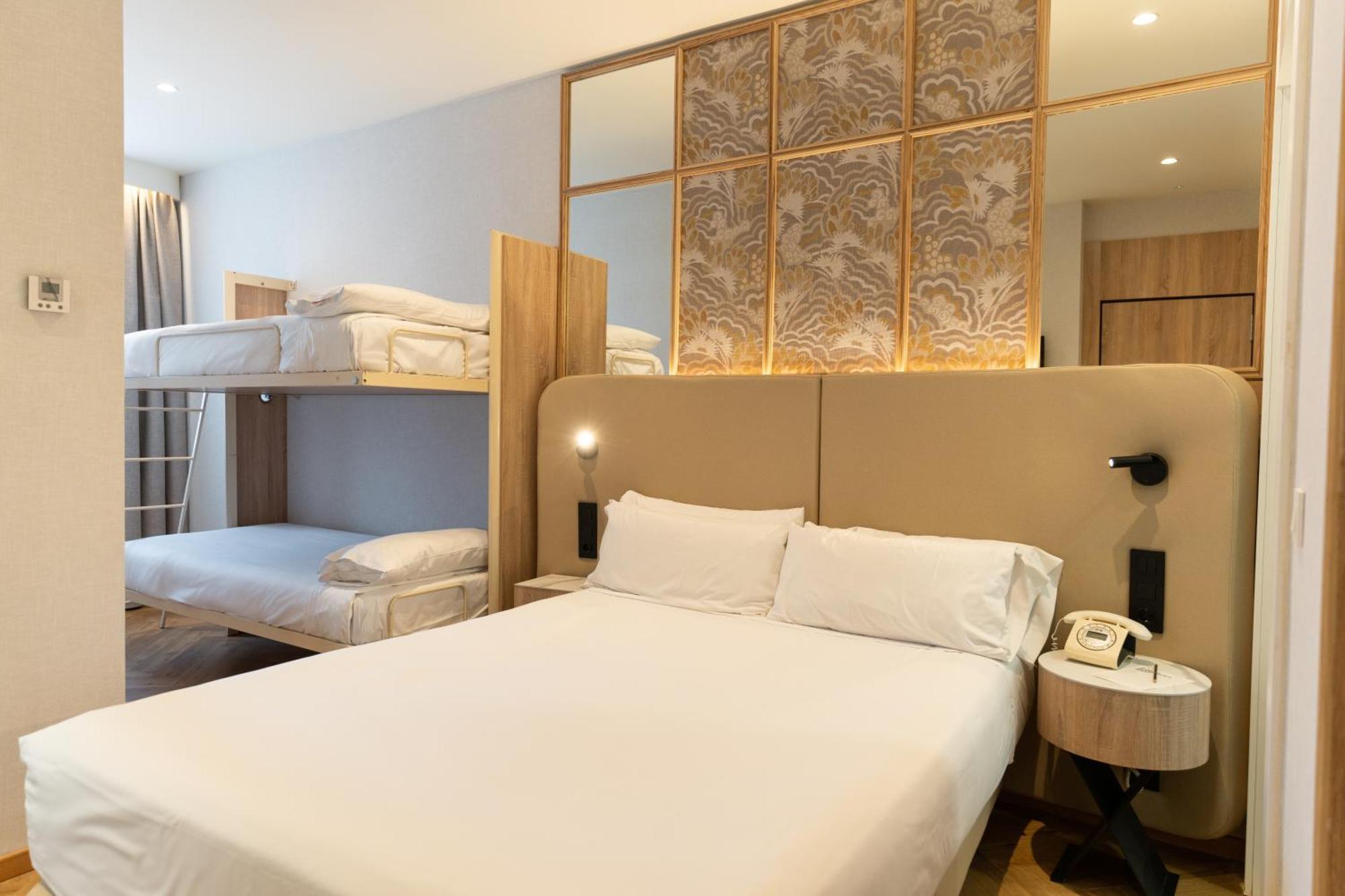 Petit Palace Chueca Madrid Ngoại thất bức ảnh